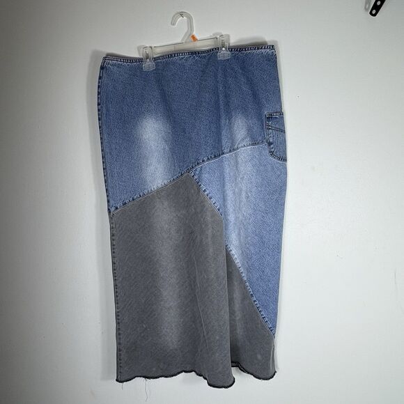 Vintage Y2k Denim Maxi Skirt 2X Patchwork Boho Hippie Flower Child Western - Picture 1 of 13